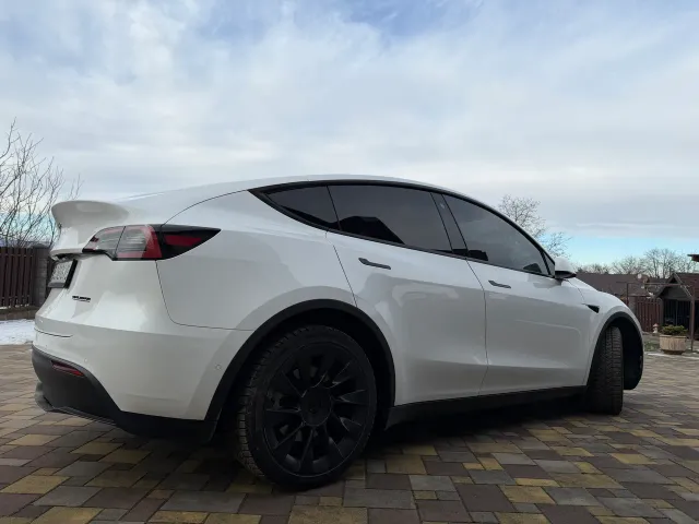 Tesla Model Y 2022, Трускавець, $24 800 - зображення 5
