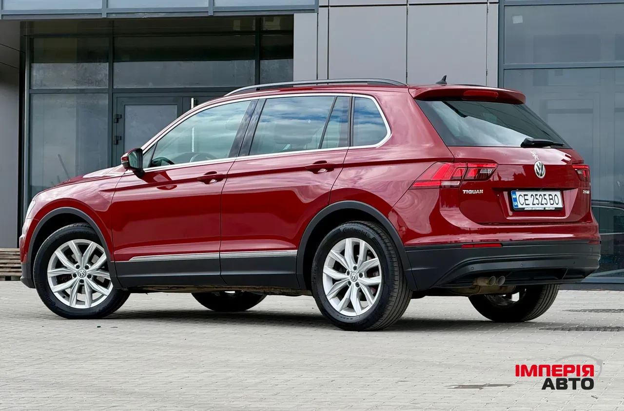 Volkswagen Tiguan - фото 4