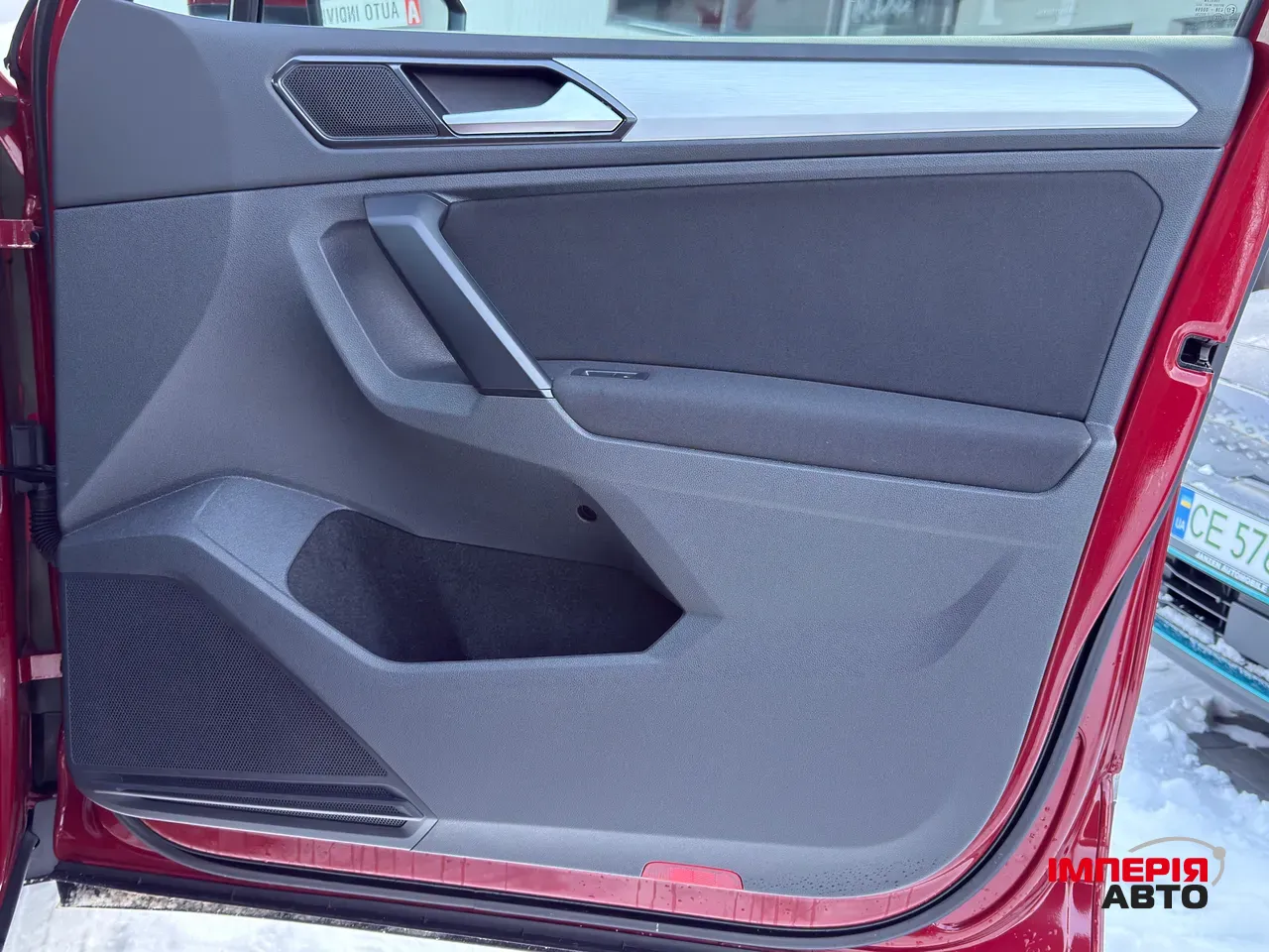 Volkswagen Tiguan - фото 16