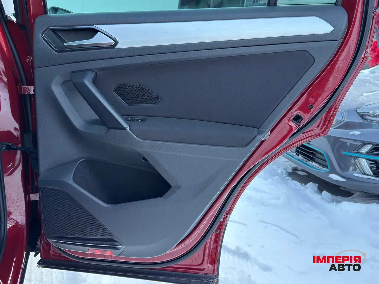 Volkswagen Tiguan - фото 17