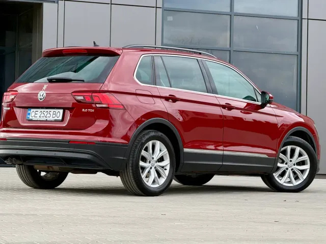 Volkswagen Tiguan - фото 3