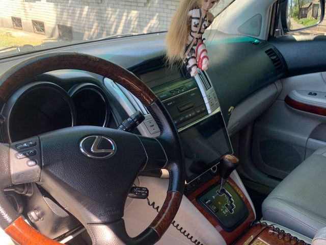 Lexus RX - фото 2