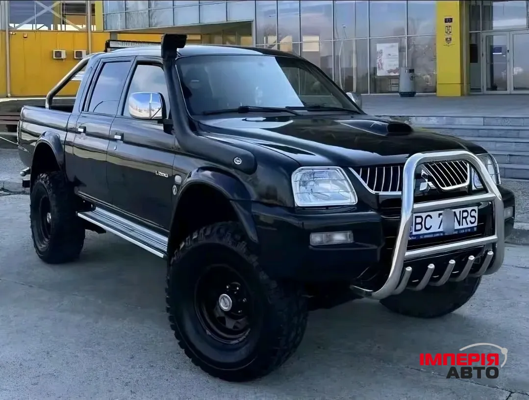 Mitsubishi L200 - фото 4