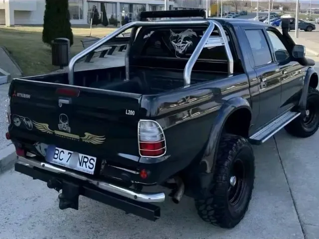 Mitsubishi L200 - фото 5