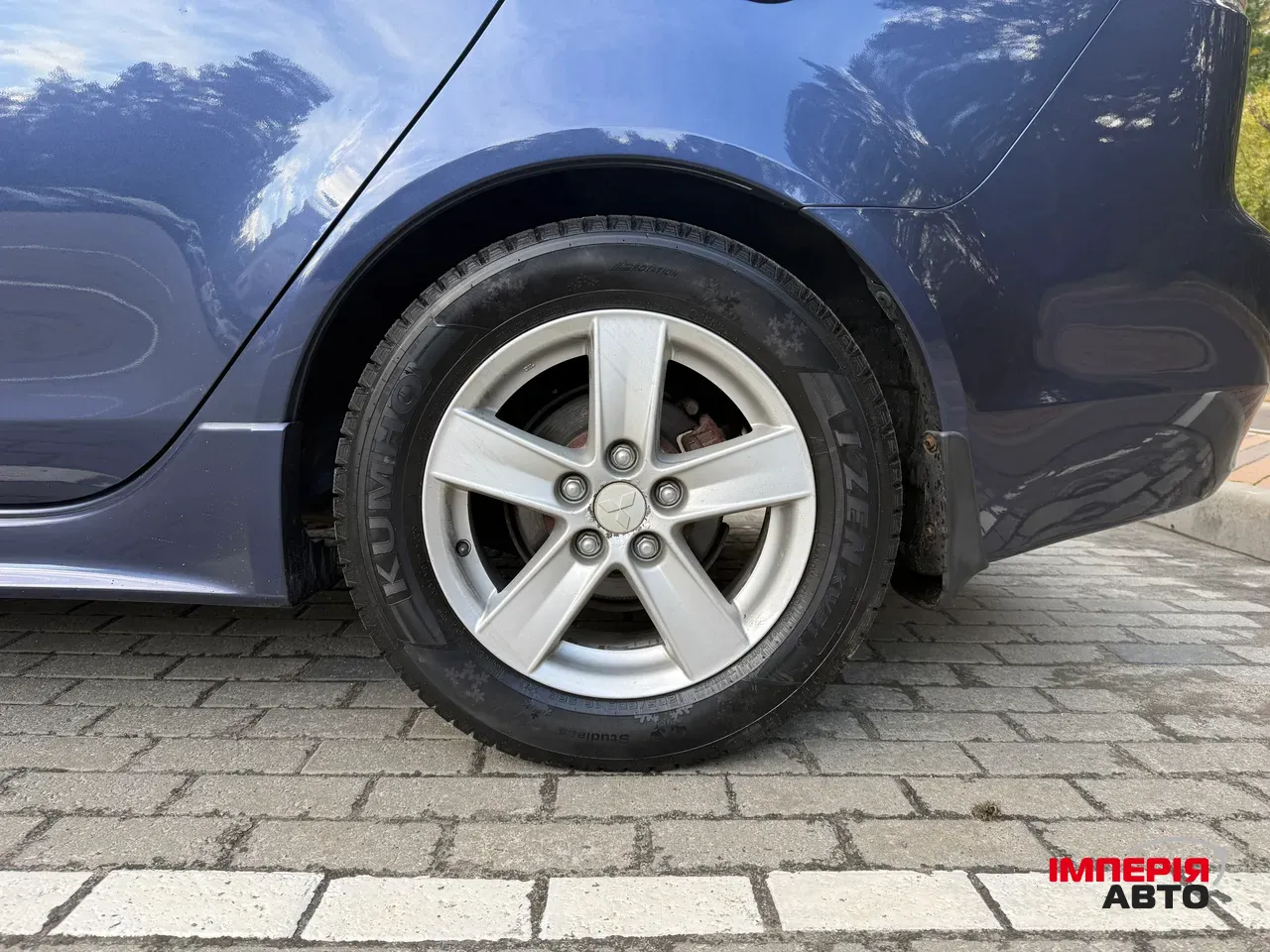 Mitsubishi Lancer - фото 8