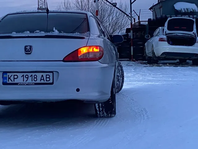 Peugeot 406 - фото 5