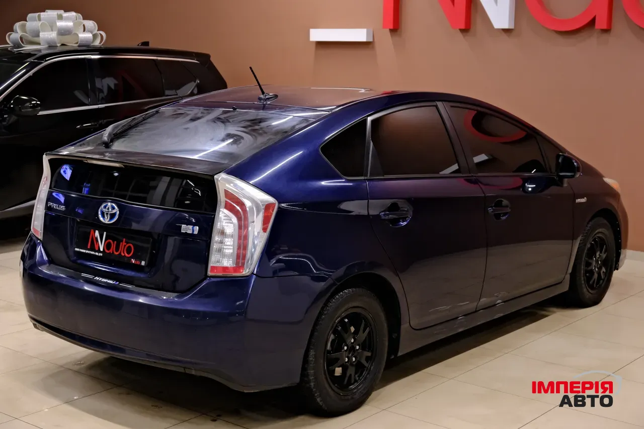 Toyota Prius - фото 5