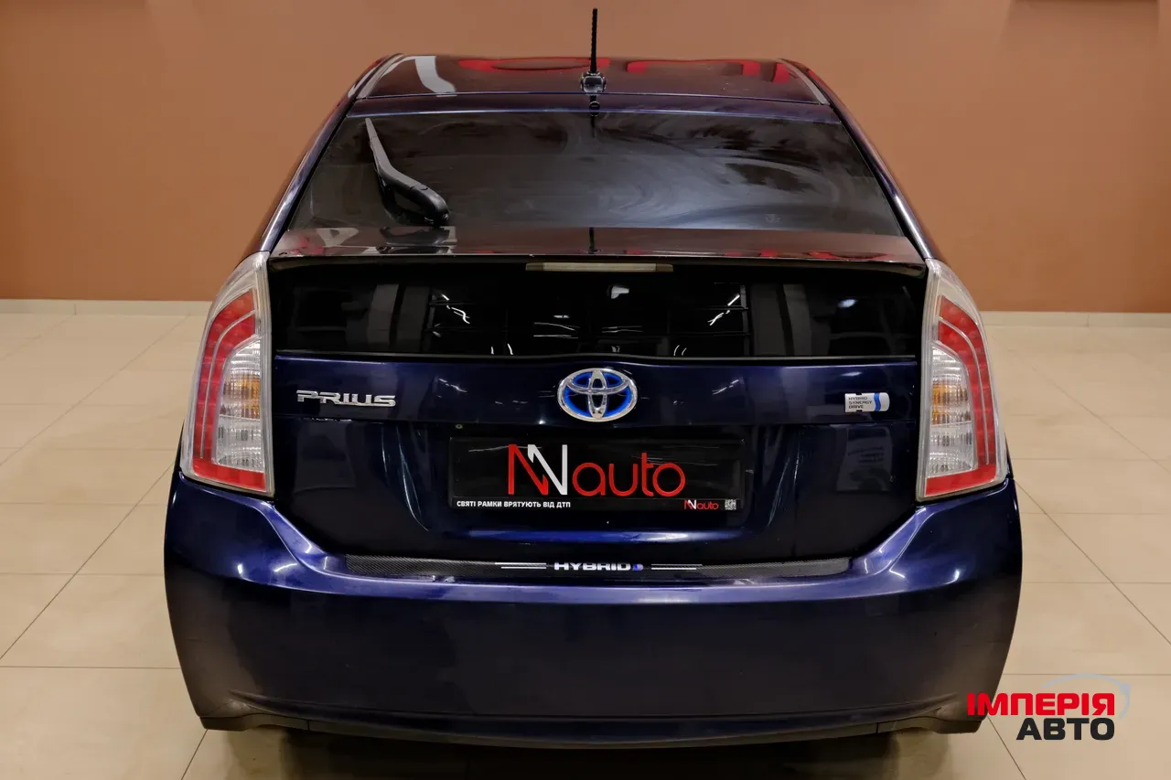 Toyota Prius - фото 6