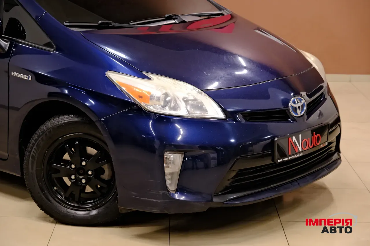 Toyota Prius - фото 3