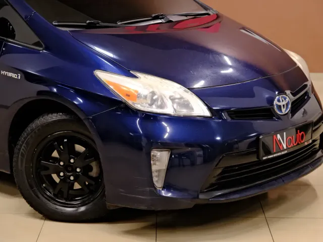 Toyota Prius - фото 3