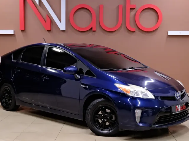 Toyota Prius - фото 4