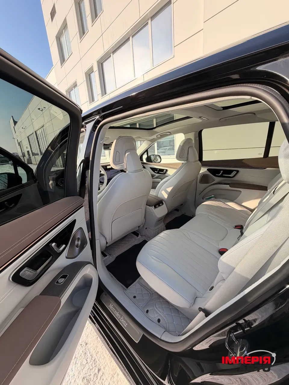 Mercedes-Benz EQS SUV - фото 10