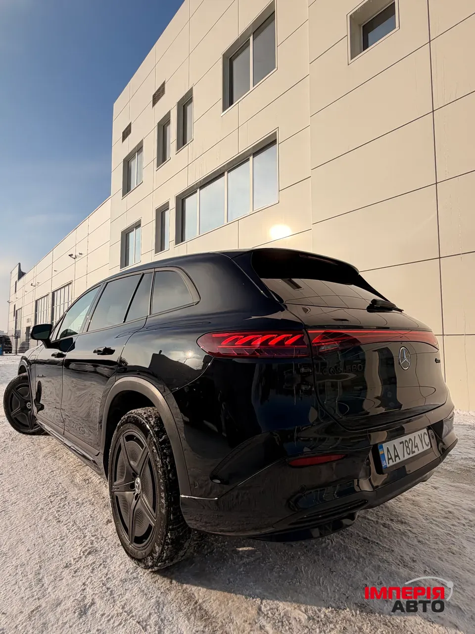 Mercedes-Benz EQS SUV - фото 3