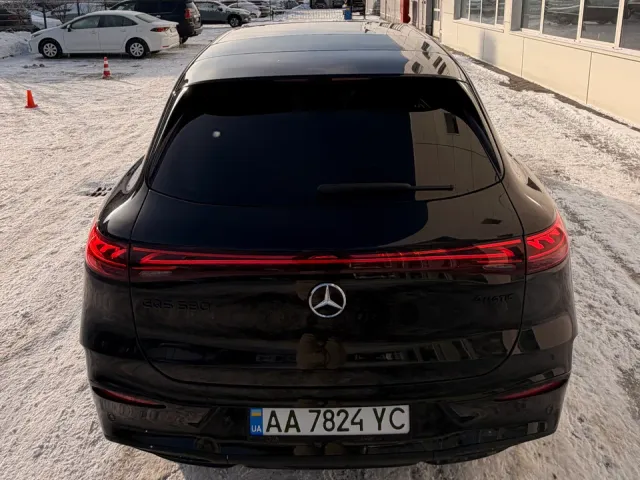 Mercedes-Benz EQS SUV - фото 5