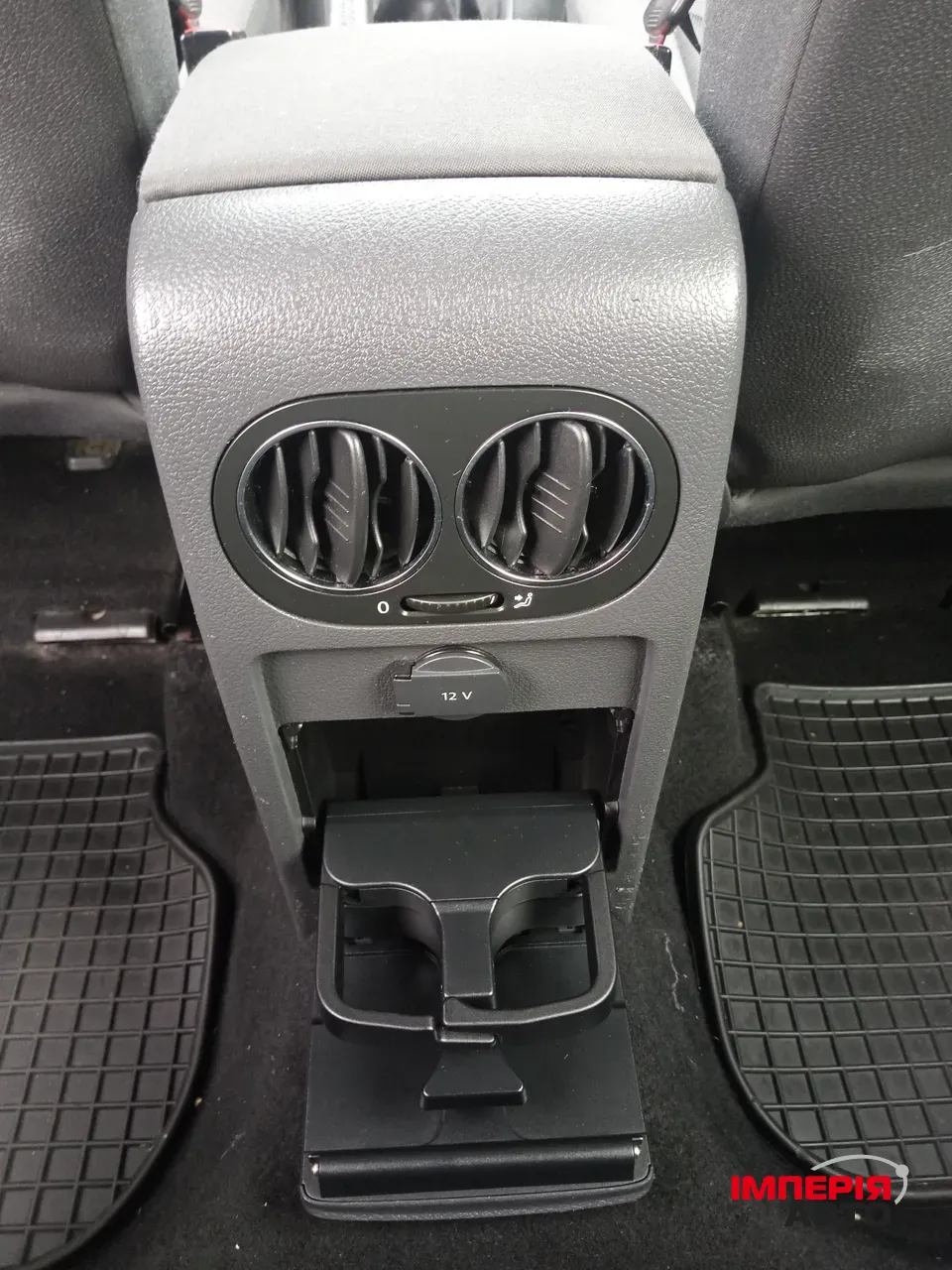 Volkswagen Golf Plus - фото 10