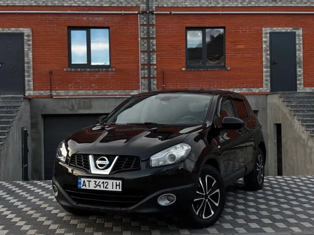 Nissan Qashqai - фото 1