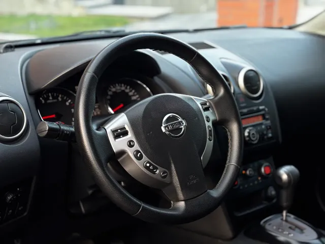 Nissan Qashqai - фото 5