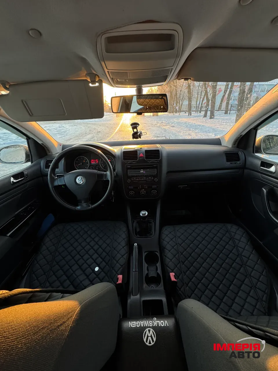 Volkswagen Golf - фото 9