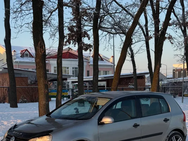 Volkswagen Golf - фото 3