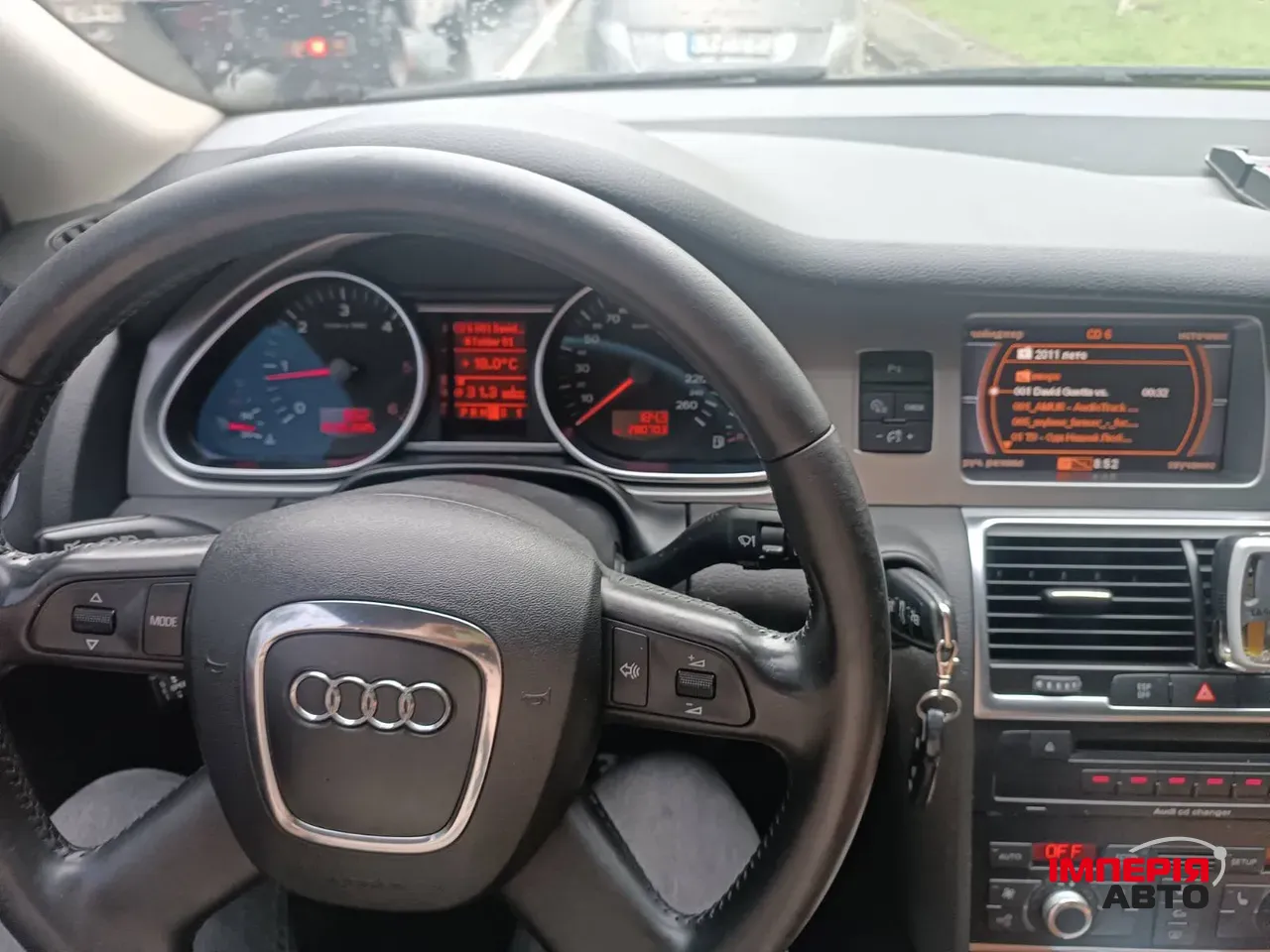 Audi Q7 - фото 6