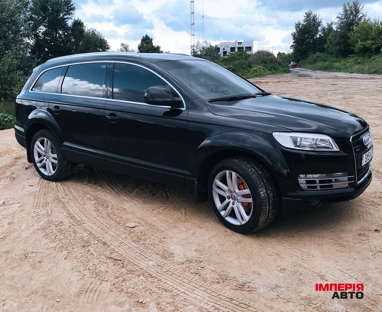 Audi Q7 - фото 3