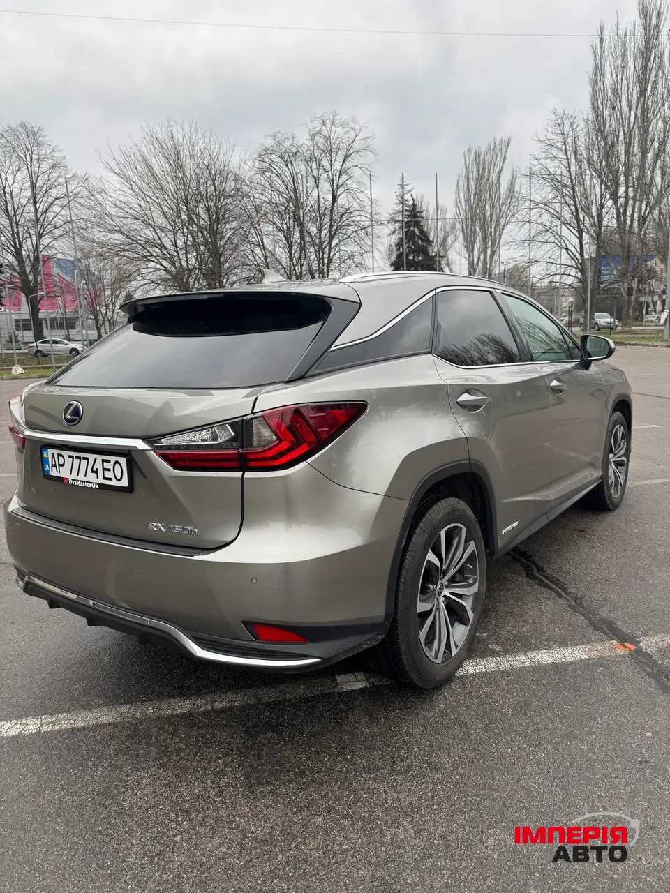 Lexus RX - фото 11