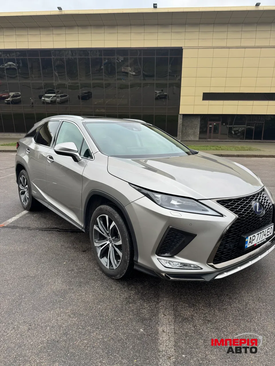 Lexus RX - фото 8