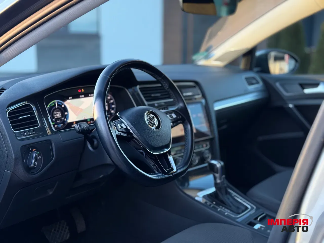 Volkswagen Golf - фото 28