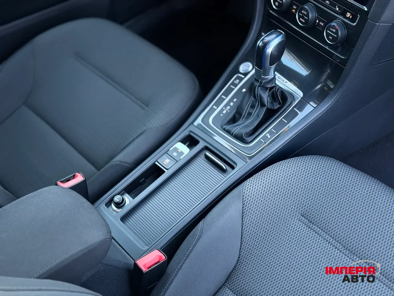 Volkswagen Golf - фото 35