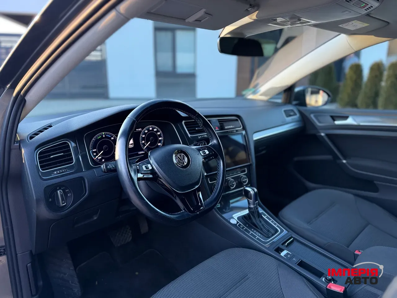 Volkswagen Golf - фото 20