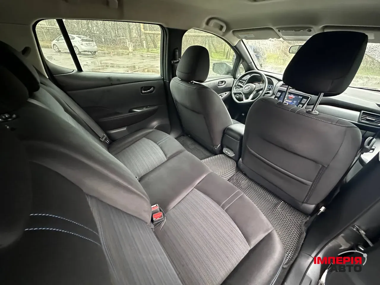 Nissan Leaf - фото 26