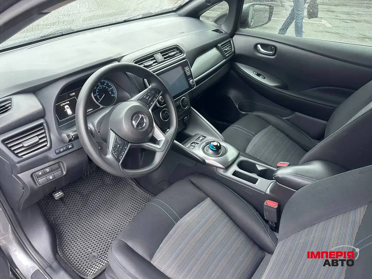 Nissan Leaf - фото 16