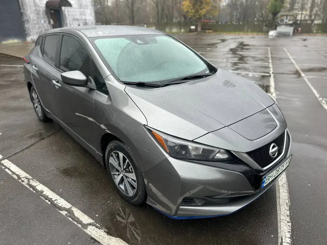 Nissan Leaf - фото 3