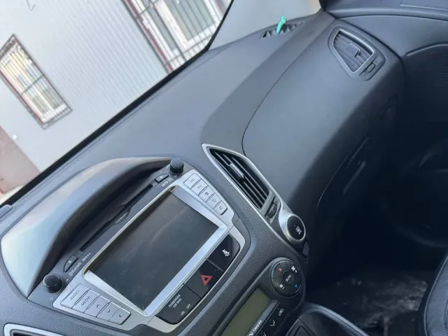 Hyundai ix35 - фото 2