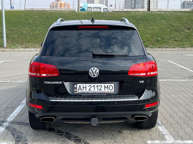 Volkswagen Touareg - фото 2