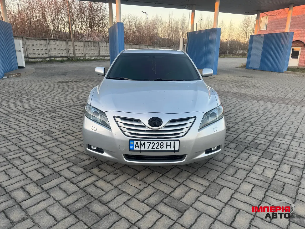 Toyota Camry - фото 6