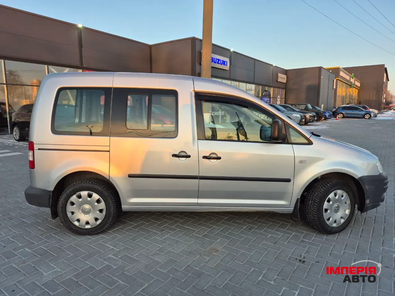 Volkswagen Caddy - фото 6