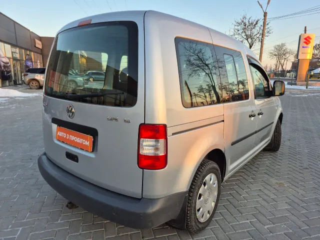Volkswagen Caddy - фото 5
