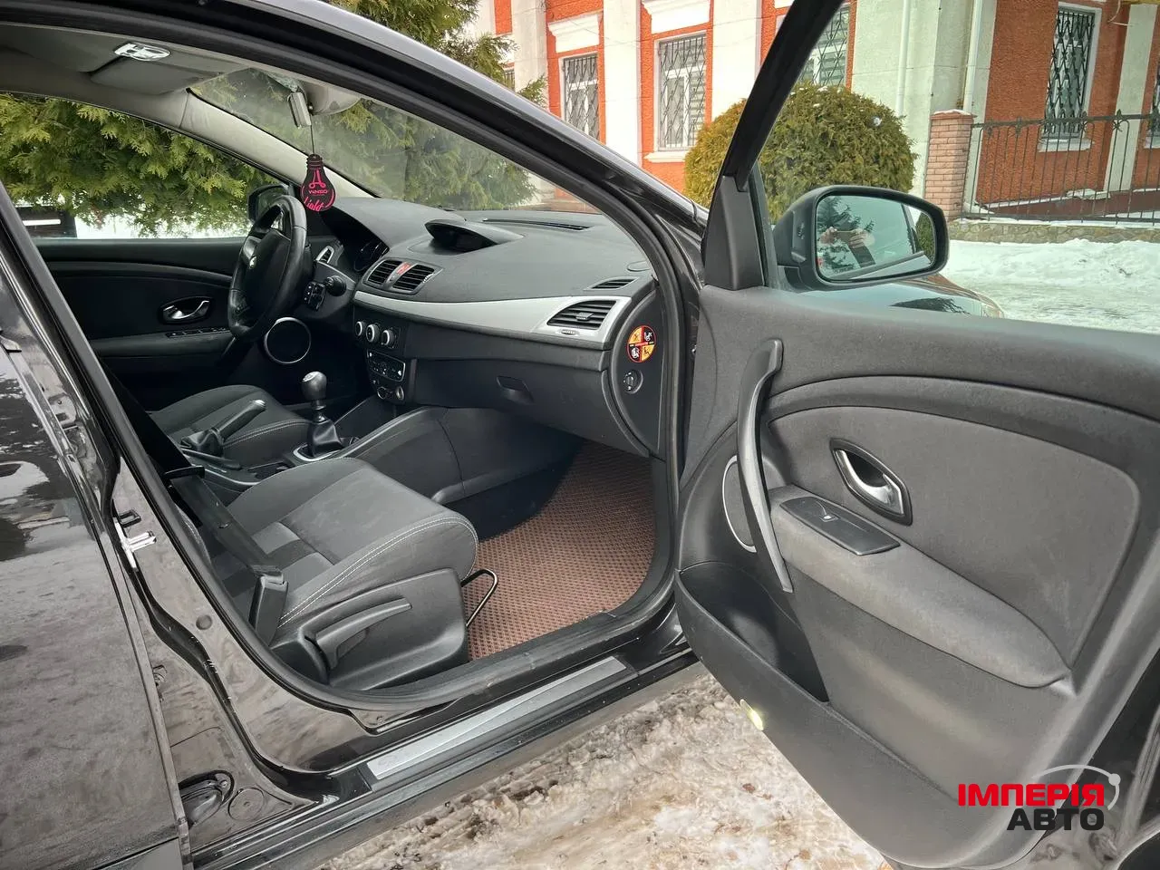 Renault Megane - фото 15