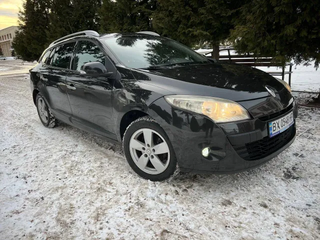 Renault Megane - фото 1