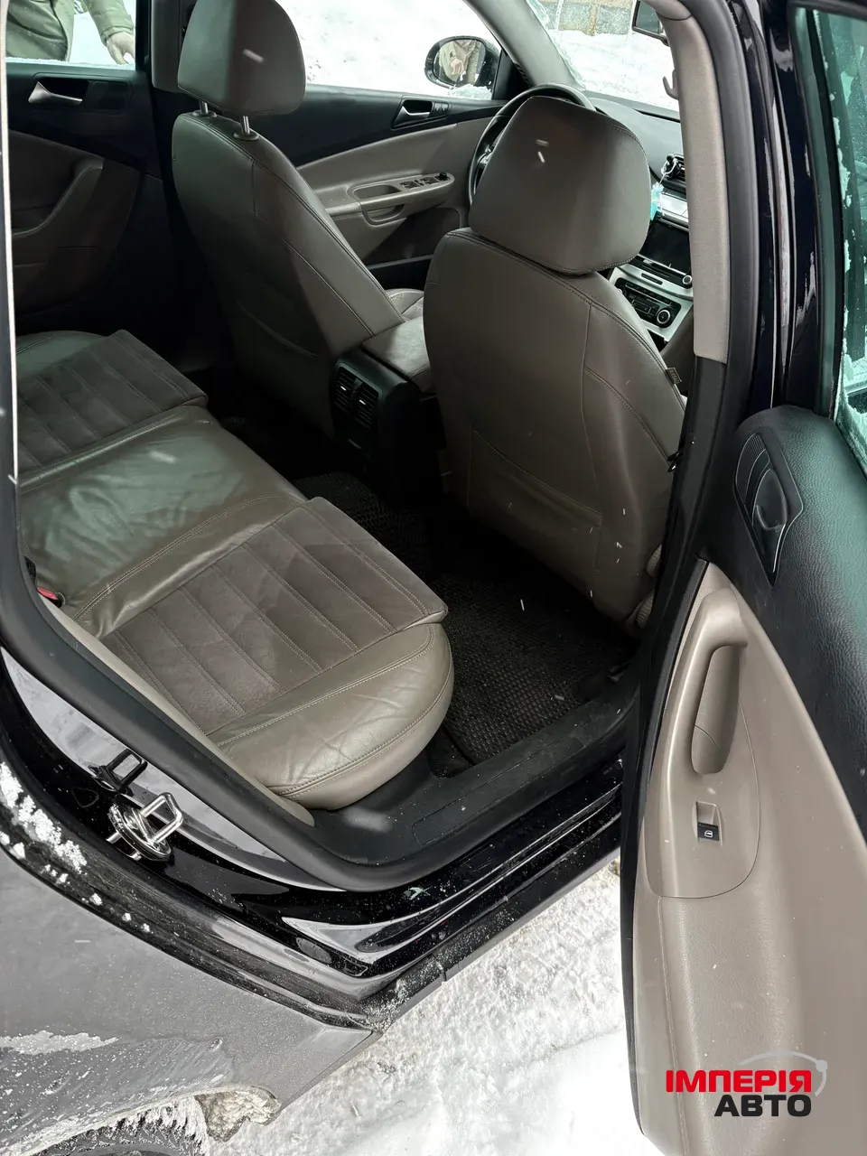 Volkswagen Passat - фото 3