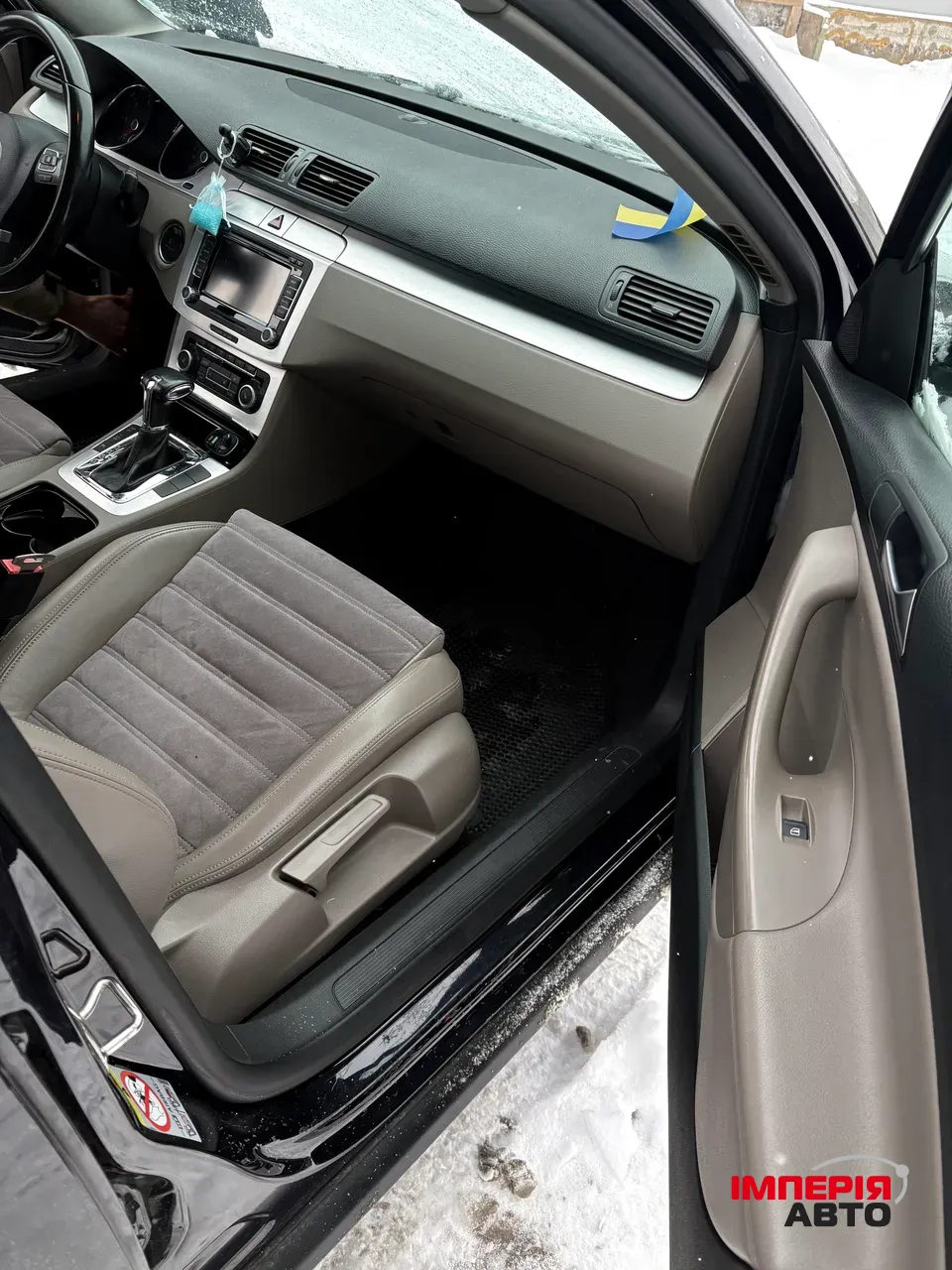 Volkswagen Passat - фото 2