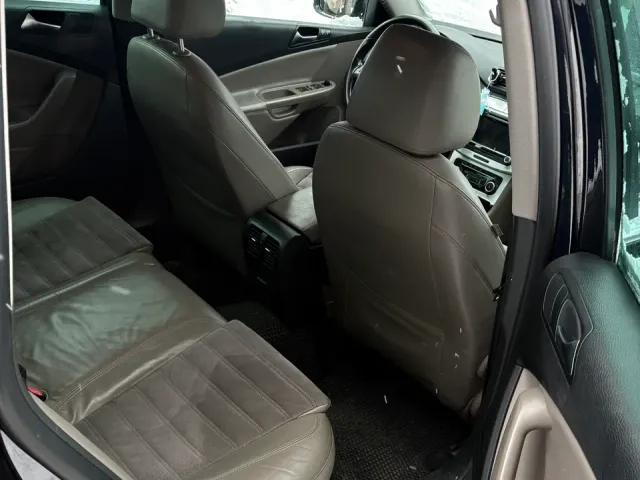 Volkswagen Passat - фото 3