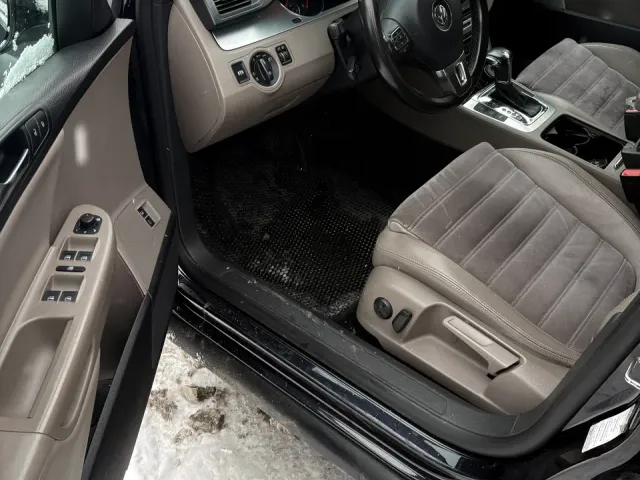 Volkswagen Passat - фото 1