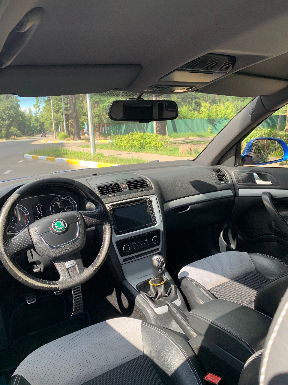 Skoda Octavia RS - фото 9