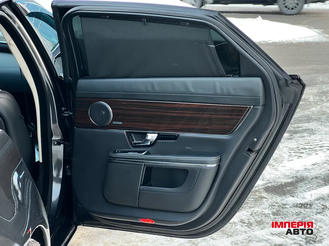 Jaguar XJ - фото 33