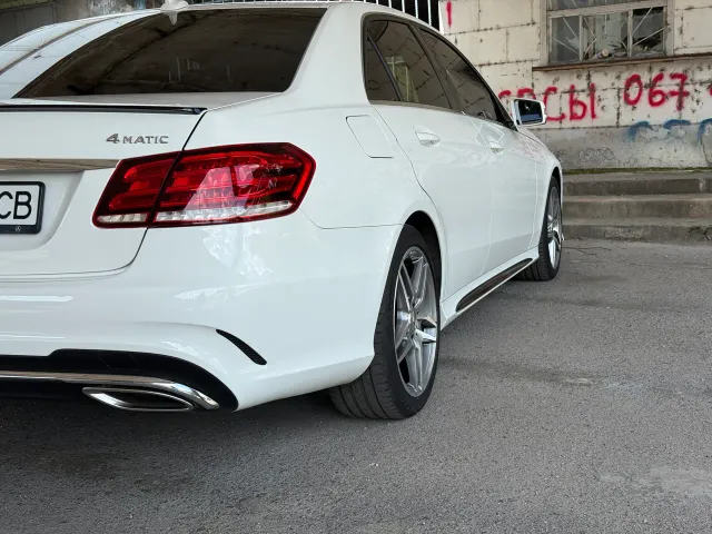 Mercedes-Benz E-Класс - фото 5