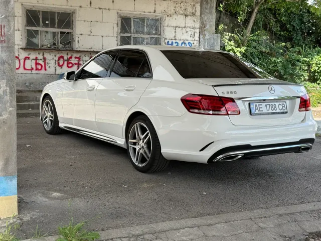 Mercedes-Benz E-Класс - фото 4