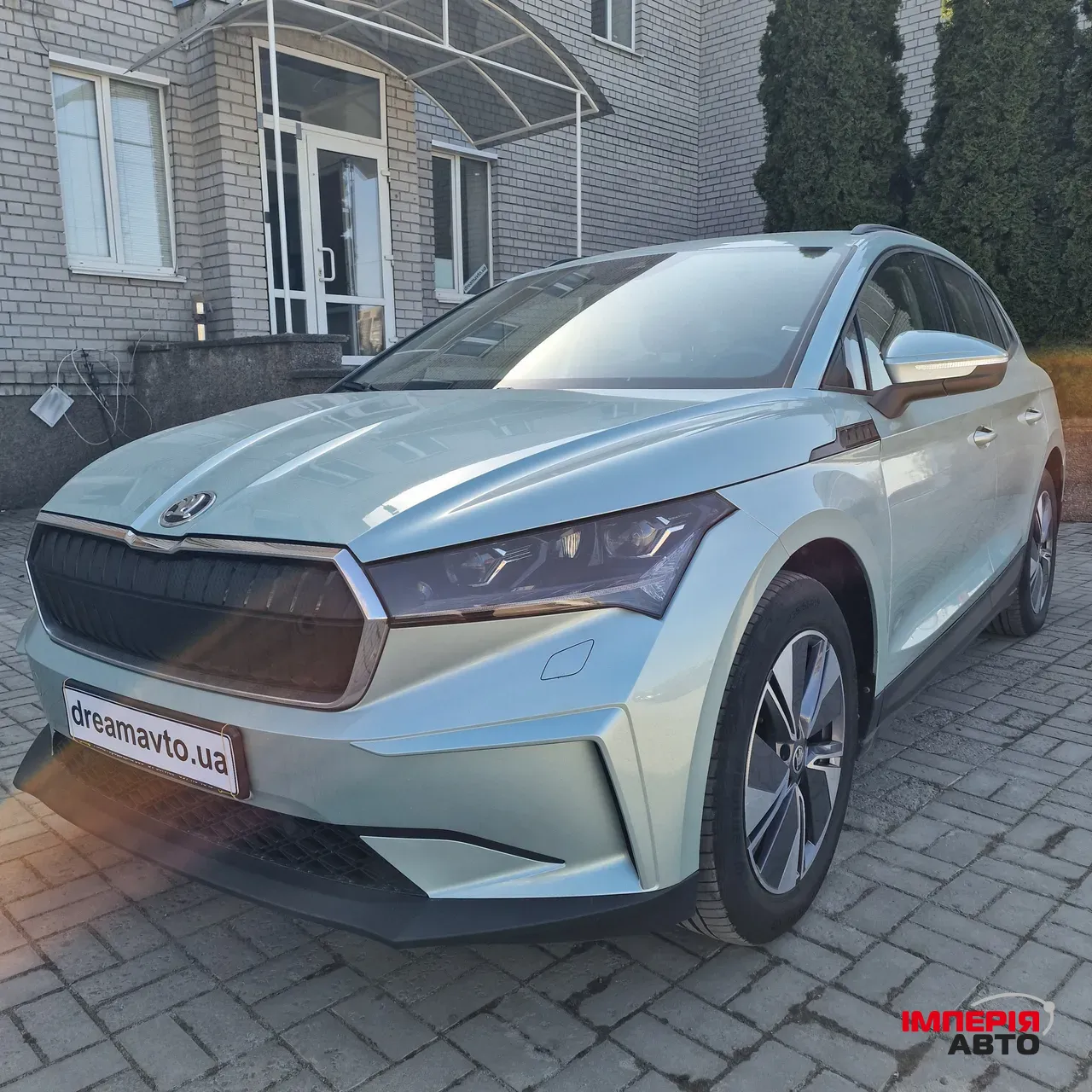 Skoda Enyaq - фото 4