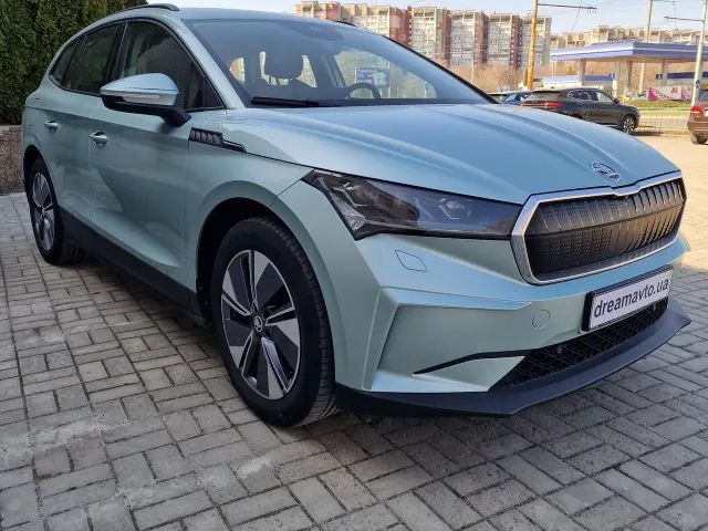 Skoda Enyaq - фото 1
